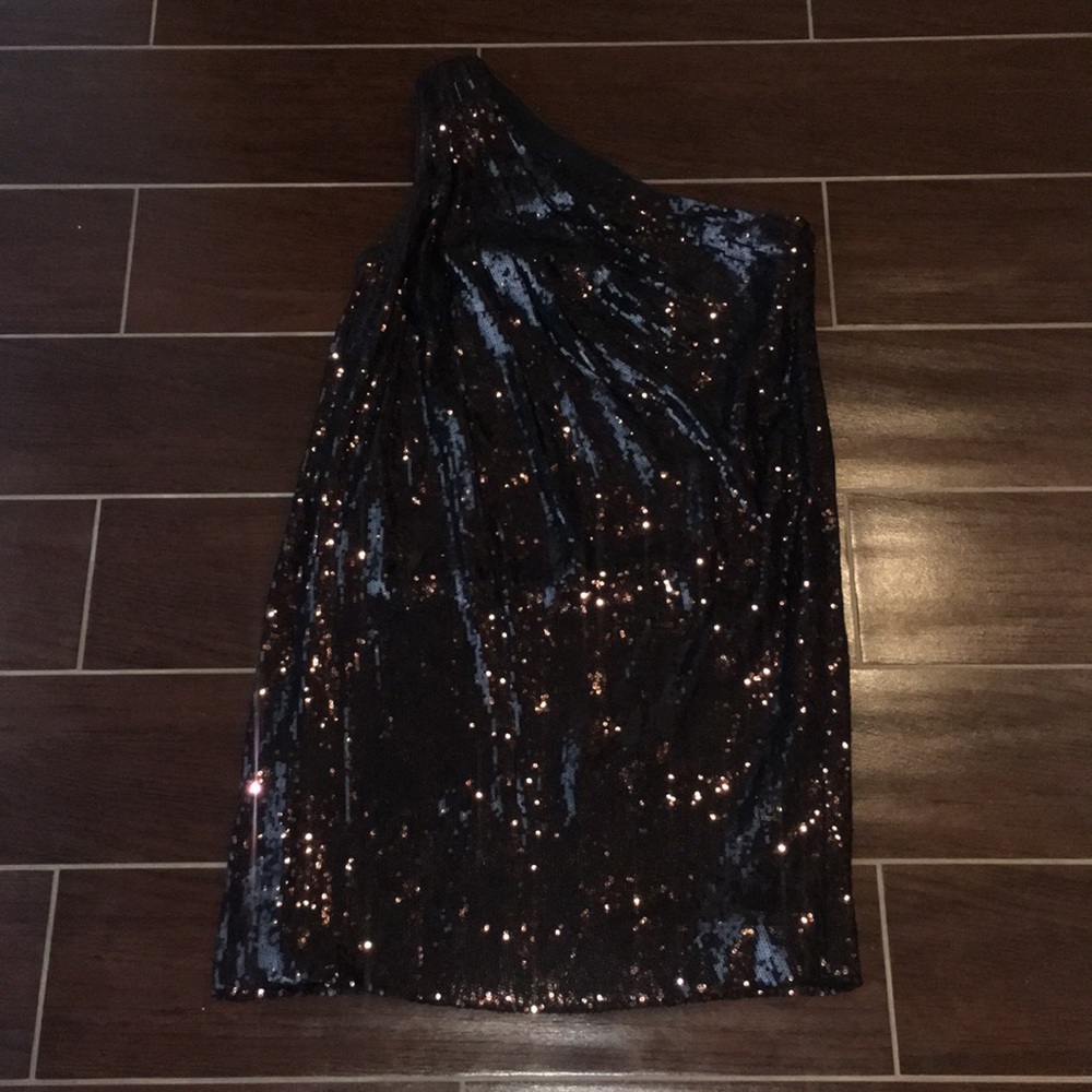 BadgleyMischka BrownSequin OneShoulder Dress